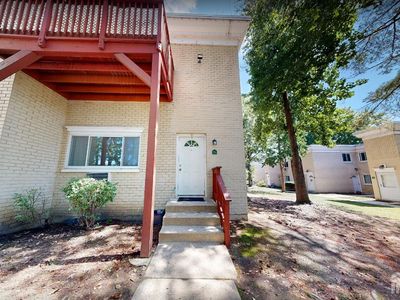 21 Lake Ave APT 7A