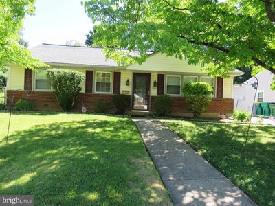 Property at 3639 Windsor Dr, Bensalem, PA