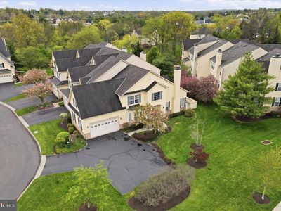 590 Farmdale Cir