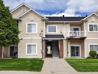 1210 NE 6th Ln Unit 10