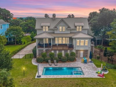 4886 Sound View Dr