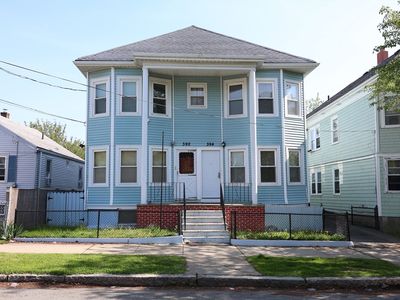 392-394 Shaw St