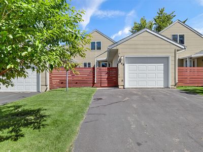 345 Lamplighter Ln #3C