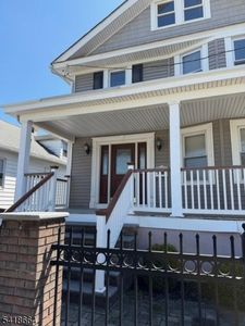 43 1St St