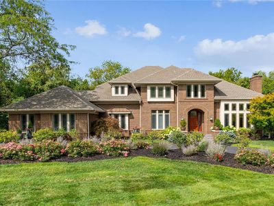 607 Greenwich Green Ln