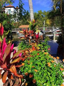 1575 Curlew AVE W #1