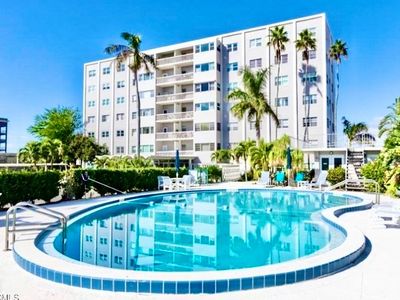 1900 Clifford St APT 604