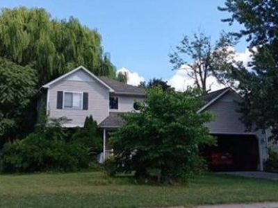 Property at 2803 Reflection Ave, Waterford, MI