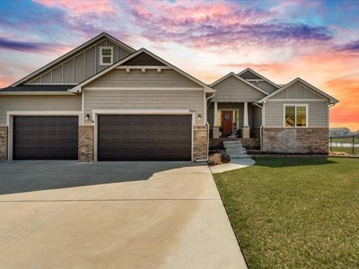 706 S Saint Andrews Cir