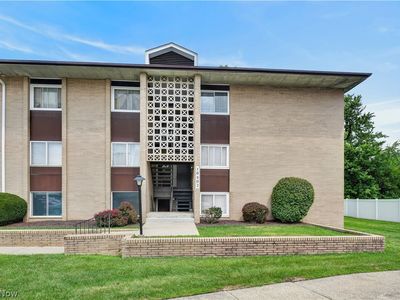 Property at 10402 N Church Dr APT 405, Parma Heights, OH