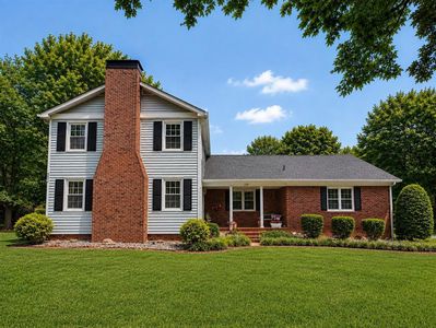 338 Hillwood Dr