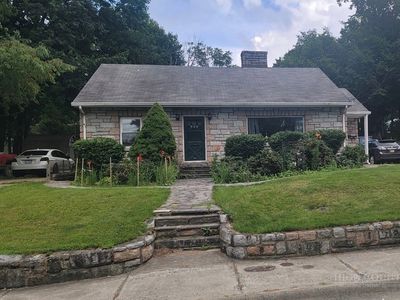 393 Oak Street