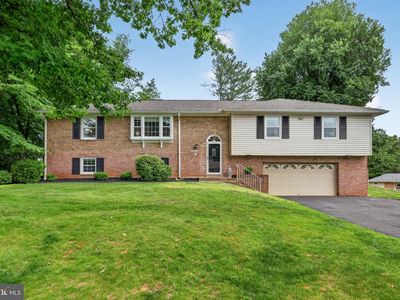 17617 Prince Edward Dr