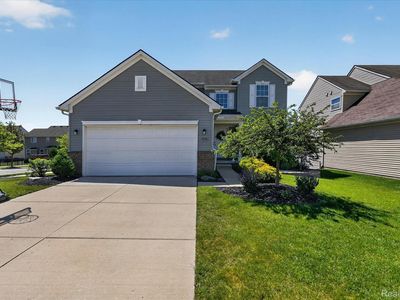 4076 Ash Tree Ln
