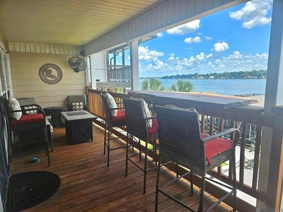 2303 False River Dr APT 10
