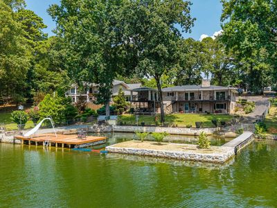 120 Paradise Point