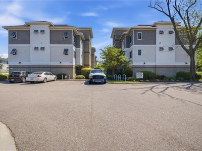 7922 Shore Dr Unit 307