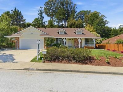 1430 Murchison Dr