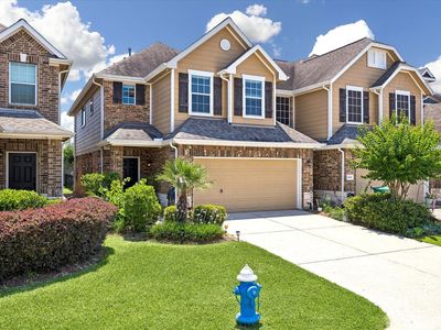 8433 Sunset Loch Dr