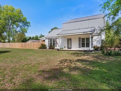 Property at 10 Montclair Dr, Killen, AL