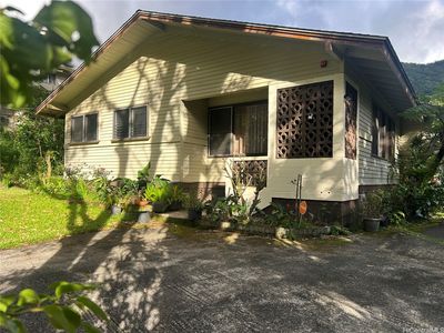 3545 Kalihi St