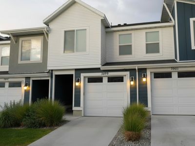 3899 S Bowie Dr