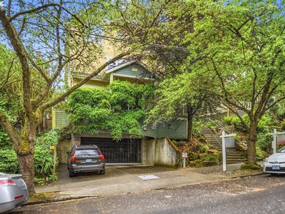 2372 NW Glisan St APT 5