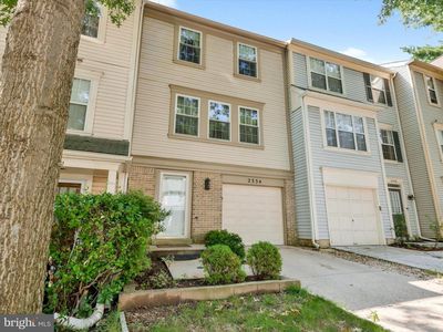 2334 London Bridge Dr