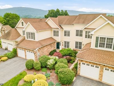 56 Briar Ct