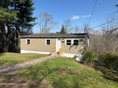 65 Oval Dr