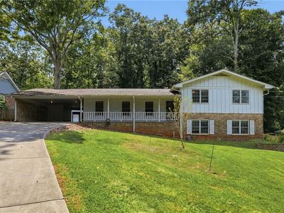 4362 White Oak Dr