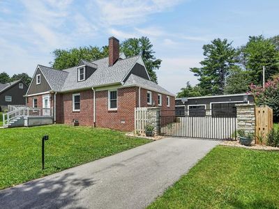 218 Morrison St