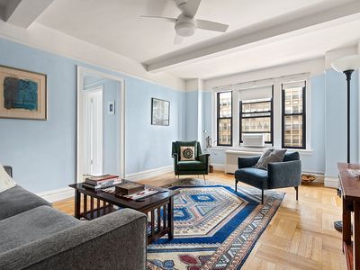 127 W 96th St APT 11B