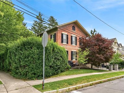 47 Sly St