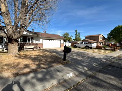 584 Stanford Way