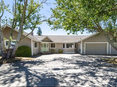5325 Lone Pine Road
