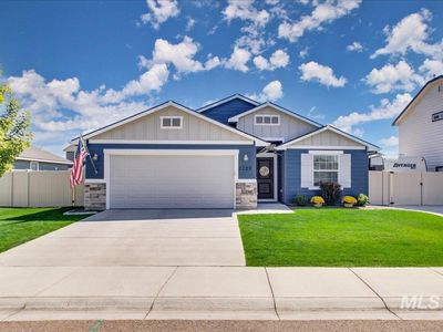 3029 W Pear Apple St