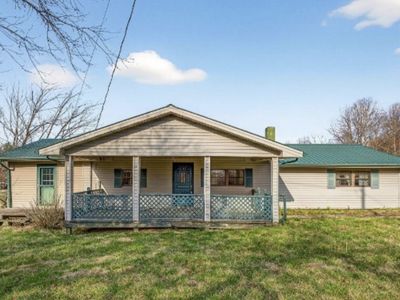 79 Evans Ln