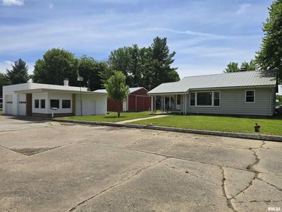 110 & 120 E Valley View Dr
