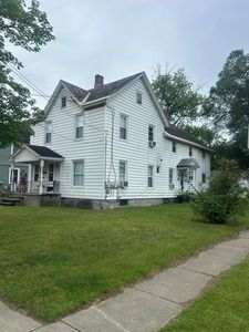 192 Main St