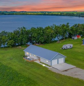 22 Jayvee Ln