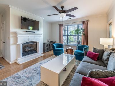 12100 Garden Grove Cir Unit 303
