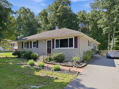 37 Squirrel Rd