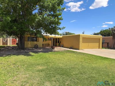 1004 W Gold Ave