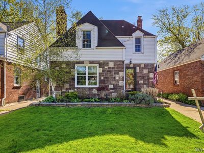 965 Colvin Blvd