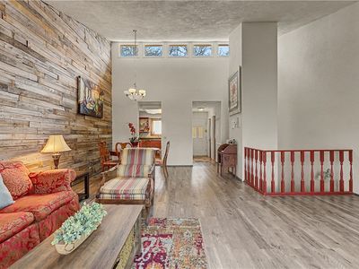 65 Davis Cir