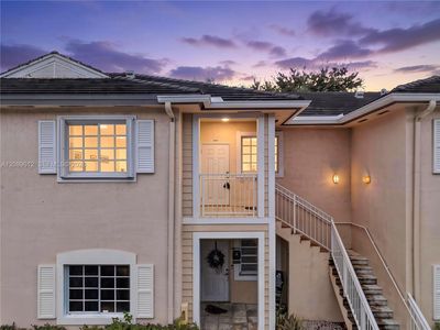 2741 NE 4th St Unit 202