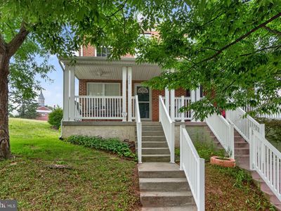 520 May St