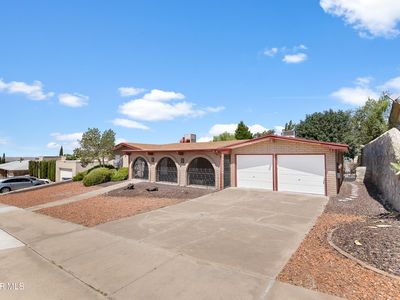 6249 Bandolero Dr
