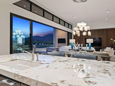 6587 N PALMERAIE Boulevard #2046